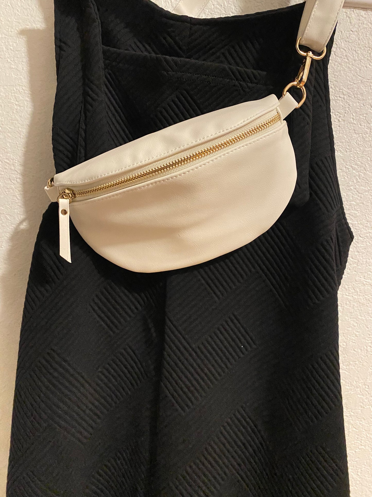 Everyday Classic Petite Belt Bag