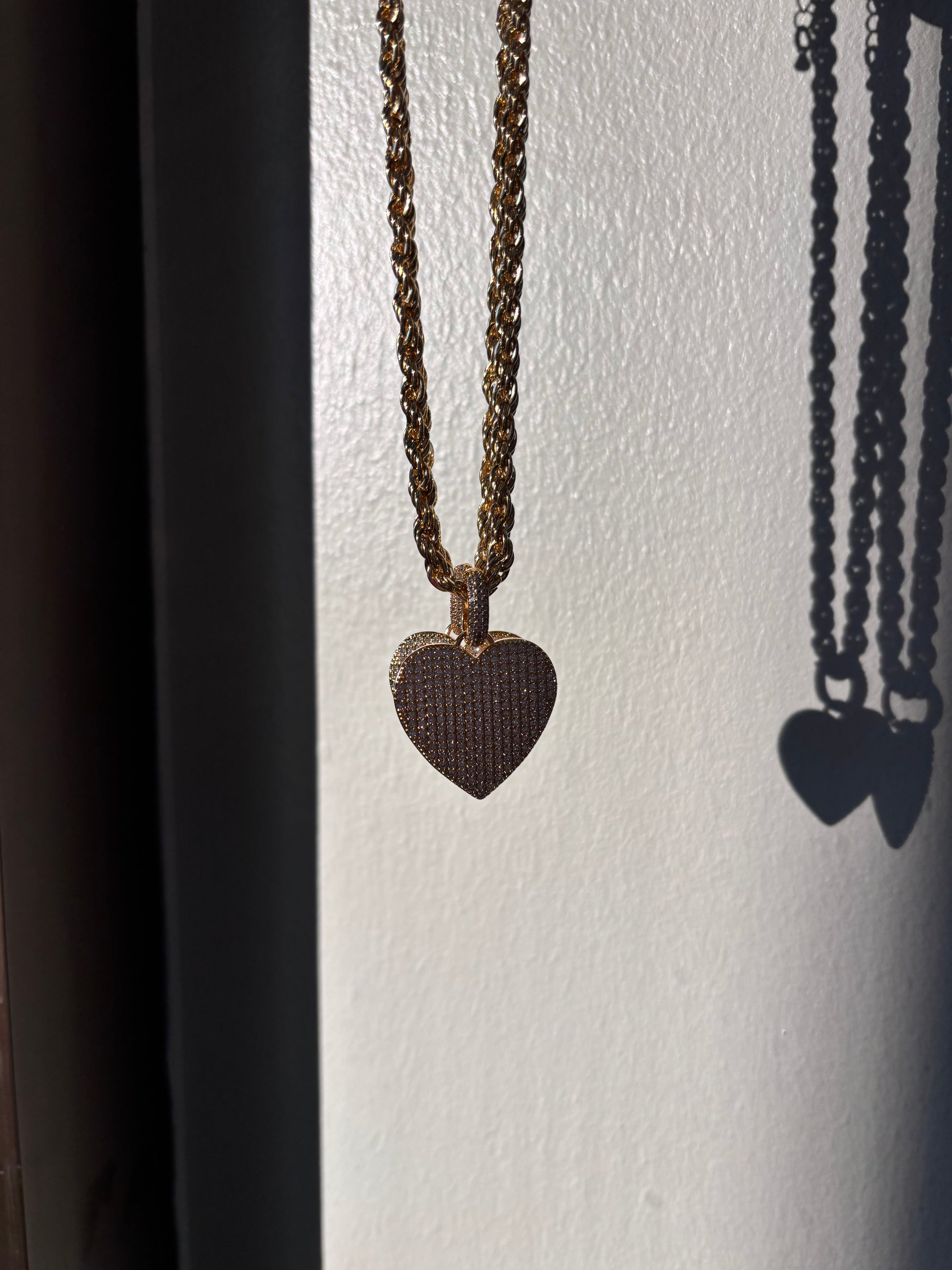 18K gold-plated heart necklace with prophetic meaning and declaration card inspired by lev